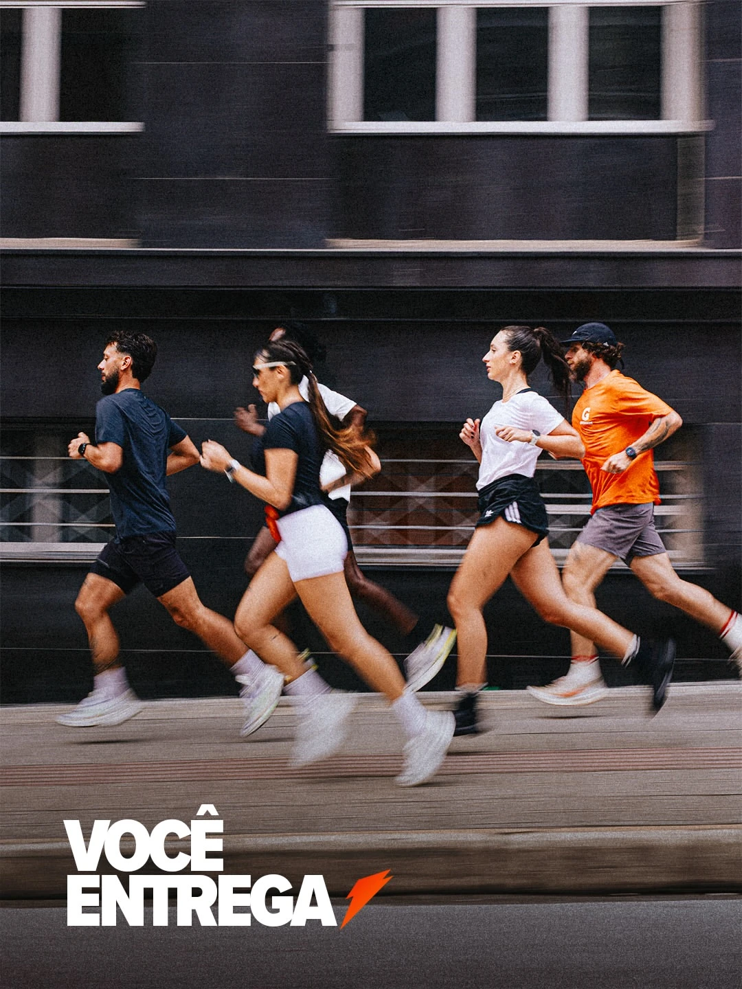 Toda performance tem um custo. Quando você sua, perde água e eletrólitos. Gatorade ajuda a repor